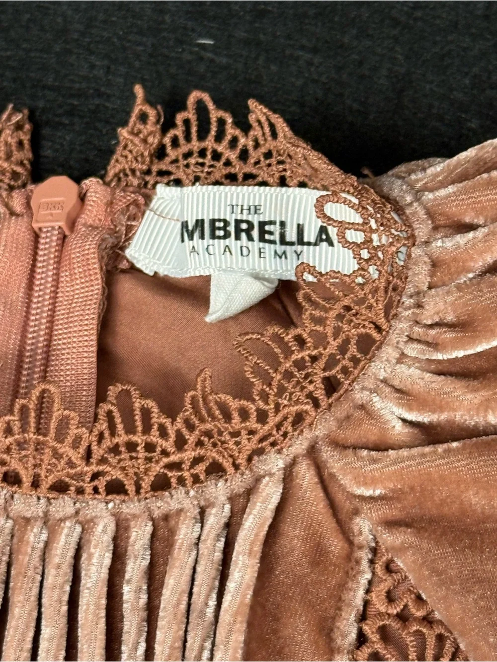 The Umbrella Academy Girls Size 6 Velvet Lace Ruffle Boho Dress